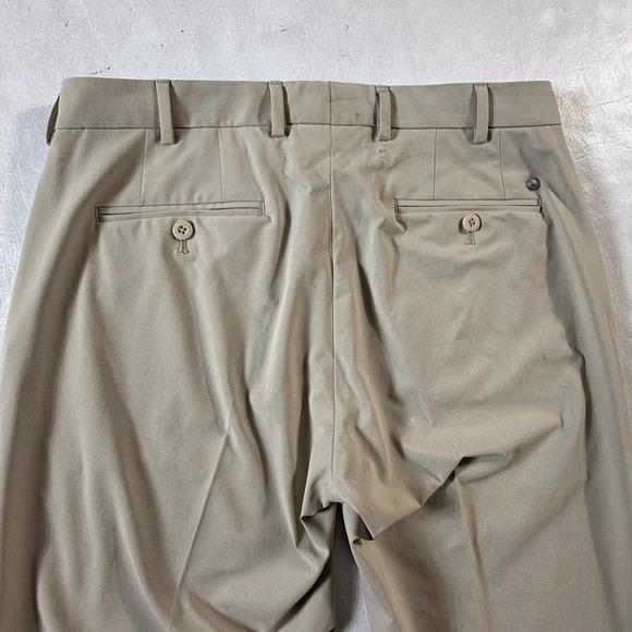 Peter Millar Crown Crafted Chino‎ Pants Men's 33x32 Tan Performance Flat Front - Picture 4 of 8
